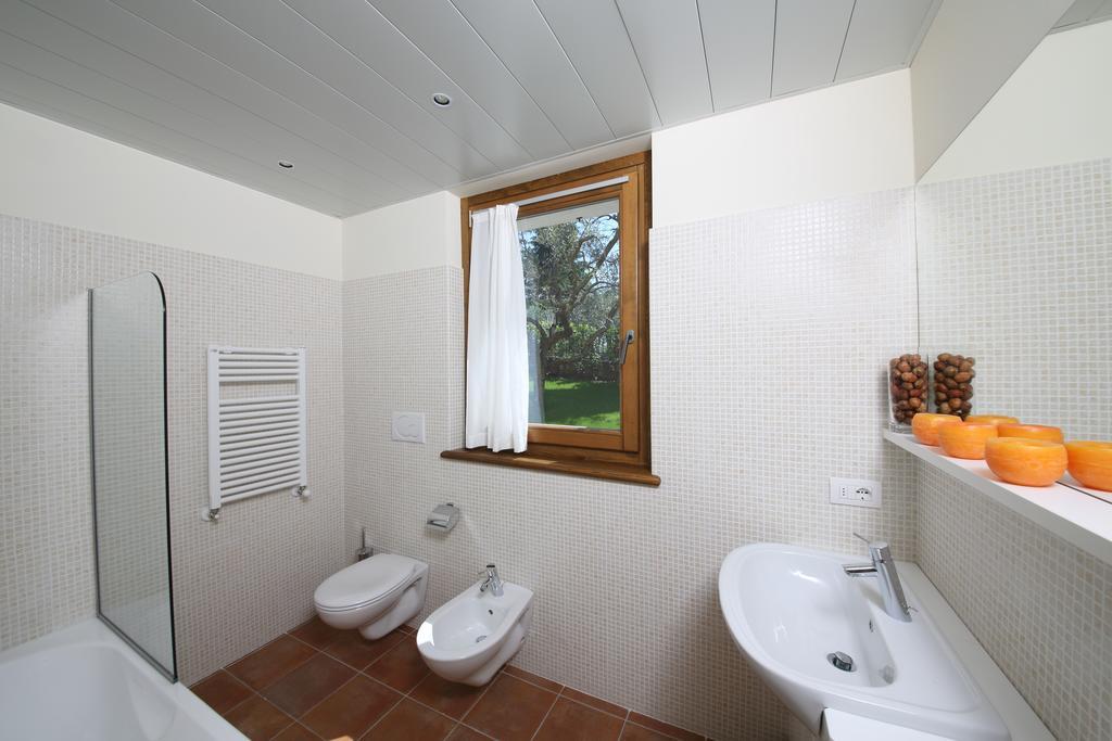 Appartamenti Corte Leonardo Garda  Room photo