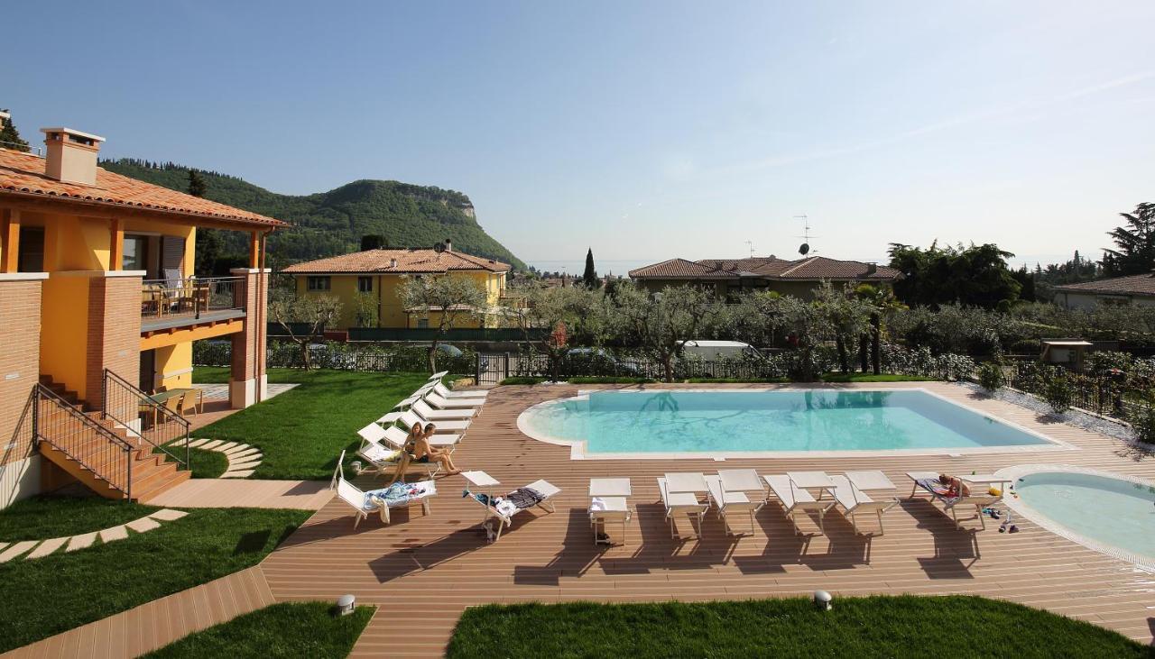 Appartamenti Corte Leonardo Garda  Exterior photo